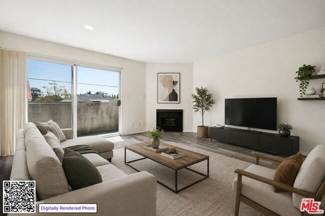 Building Photo - 870 S Crenshaw Blvd Unit 213