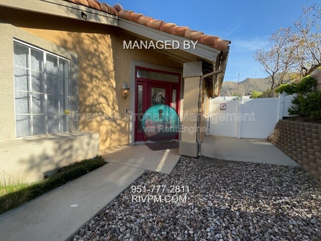 Photo - 21498 Townsendia Ave
