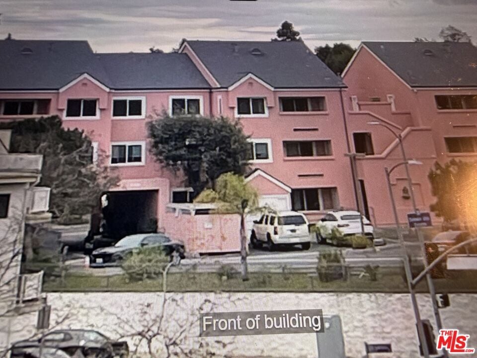 Photo - 4810 S La Brea Ave Unit 210