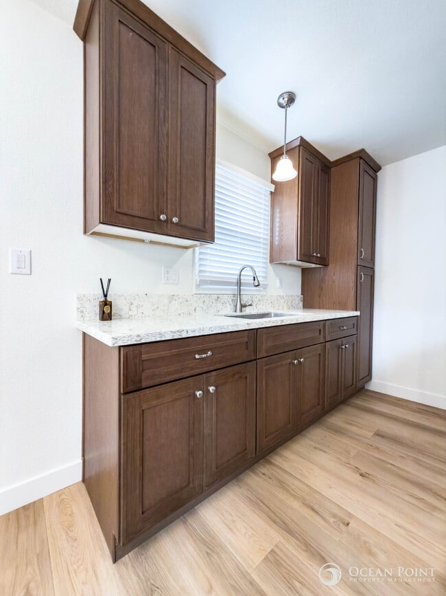 Photo - Newly Remodeled 2 Bedroom Apartment for Rent in Midtown Ventura!