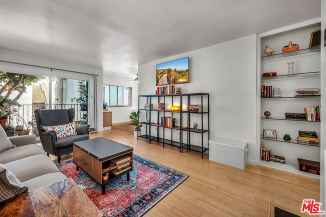 Photo - 428 Hill St Condo Unit 3