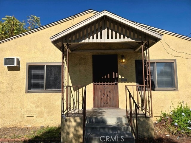 Building Photo - 116 W Maitland St