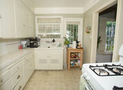 Kitchen - 5968 San Vicente Blvd Apartments Unit 1