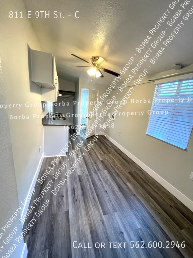 Photo - 811 E 9th St Apartment Unit C