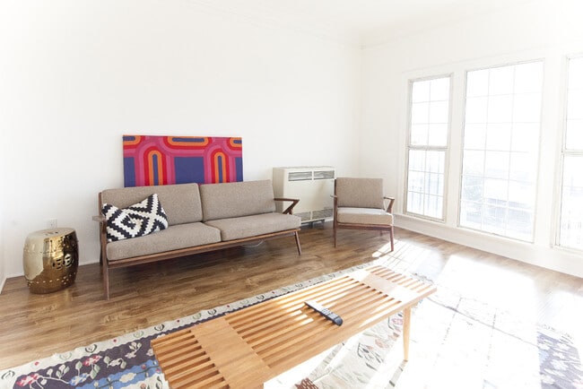 Photo - Mountain View