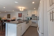 kitchen - 3617 Sunswept Dr House