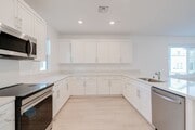 Photo - 4 Bed 3.5 Bath Detached House in South El Monte!