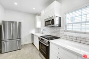 Photo - 1359 Cloverdale Ave