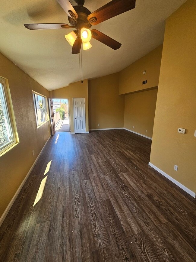 Photo - 12th St Omid Unit #3