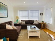Living Room - 1286 Devon Ave Unit 4