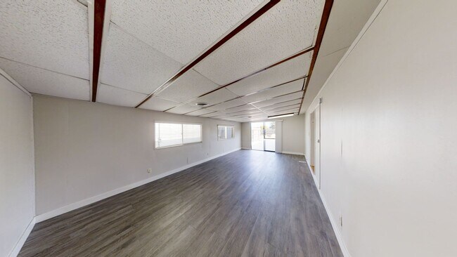 Photo - Renovated 3BD/1BA! Great Yard!