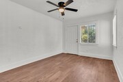 Photo - 445 E 101st St Townhome