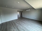Photo - 505 W Riggin St Townhome