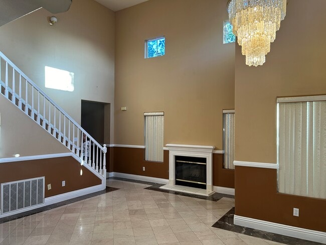 Photo - 8940 Deira Ln