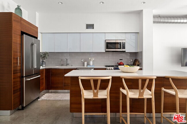 Photo - 11500 Tennessee Ave Unit 115