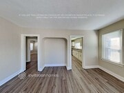 Photo - 122 E 83rd St House