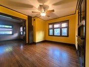 Photo - 323 W Walnut Ave House