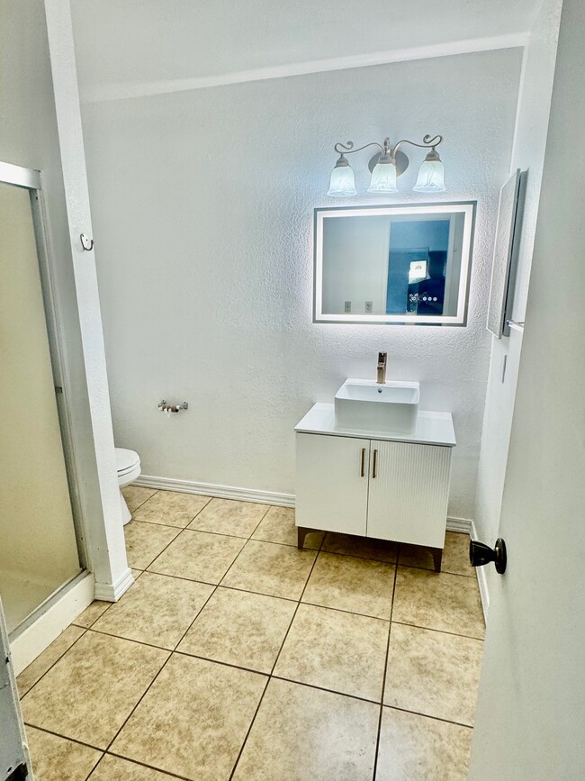 Photo - 7115 Etiwanda Ave