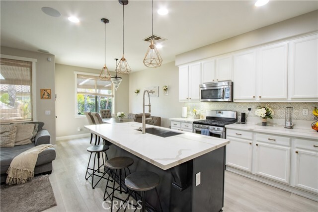 Photo - 23650 Aquacate Rd