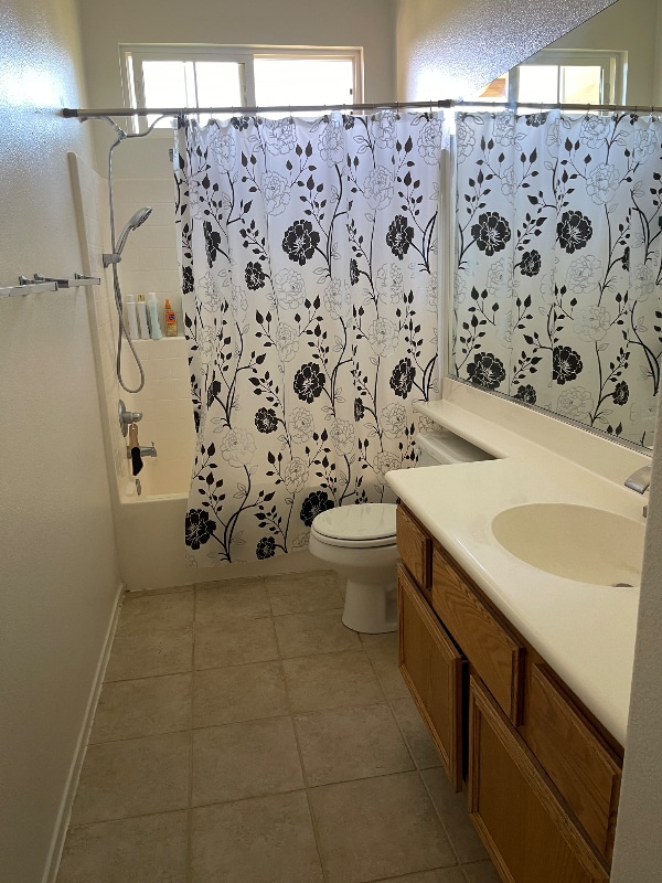 Photo - 1002 Calderon Wy