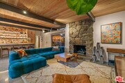 Photo - 207 N Debby Dr House