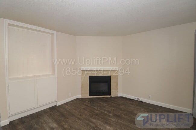 Photo - 2-bedroom, 2-bathroom home in a gated comm... Unit 14