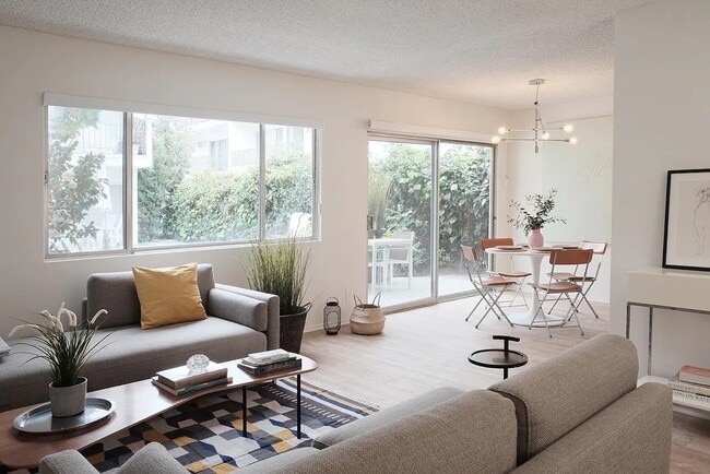 Photo - The Town House Unit 204