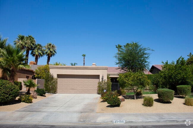 Building Photo - 40588 Clover Ln Rental