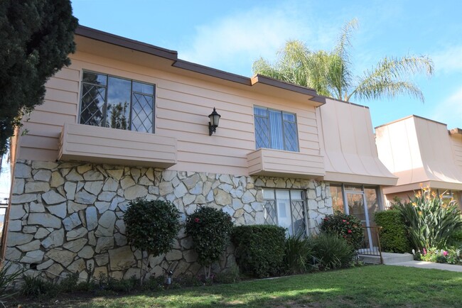 Photo - 5321 Agnes Ave Apartment Unit 21-08