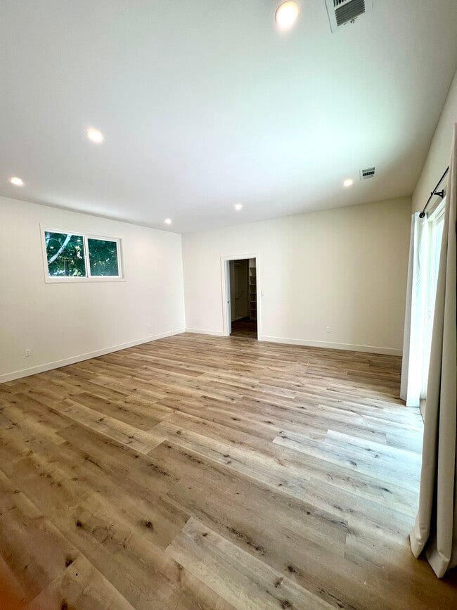 Photo - 1656 S Crescent Heights Blvd