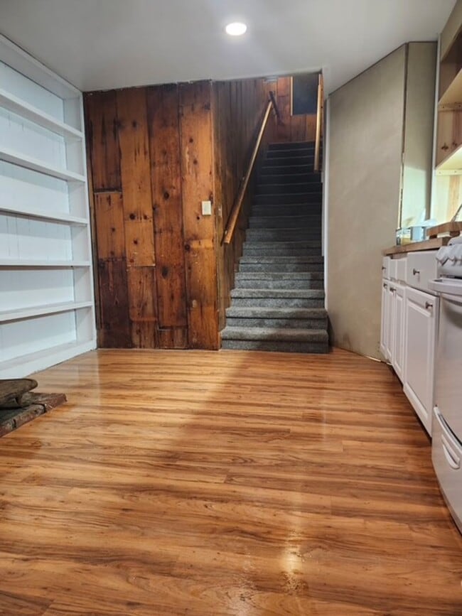 Photo - One Bedroom , one bath apartment for rent