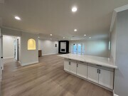 Photo - Upgraded + freshly prepped 3+2.5 in Granad... House