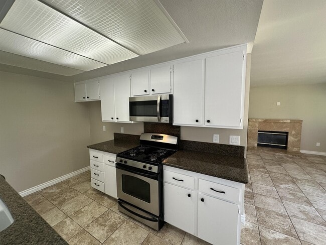 Photo - 9940 Highland Ave