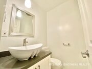 Photo - 2106 S Bentley Ave Apartment Unit 2