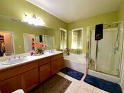 Photo - RB 4S Ranch 4br/2.5bath/yard/Garage Granite Kitchen $5490