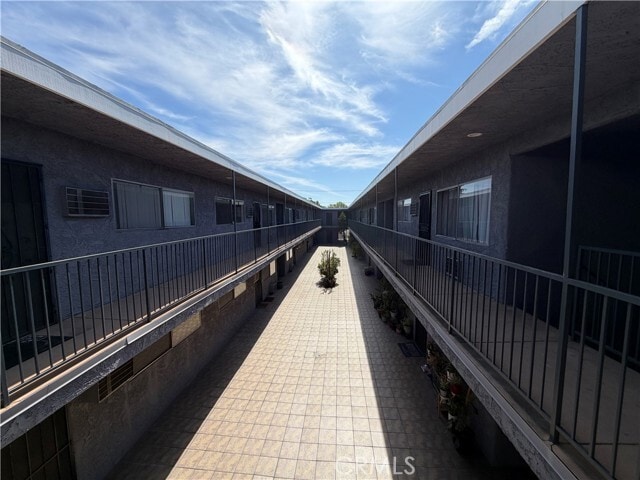 Photo - 240 W Verdugo Ave