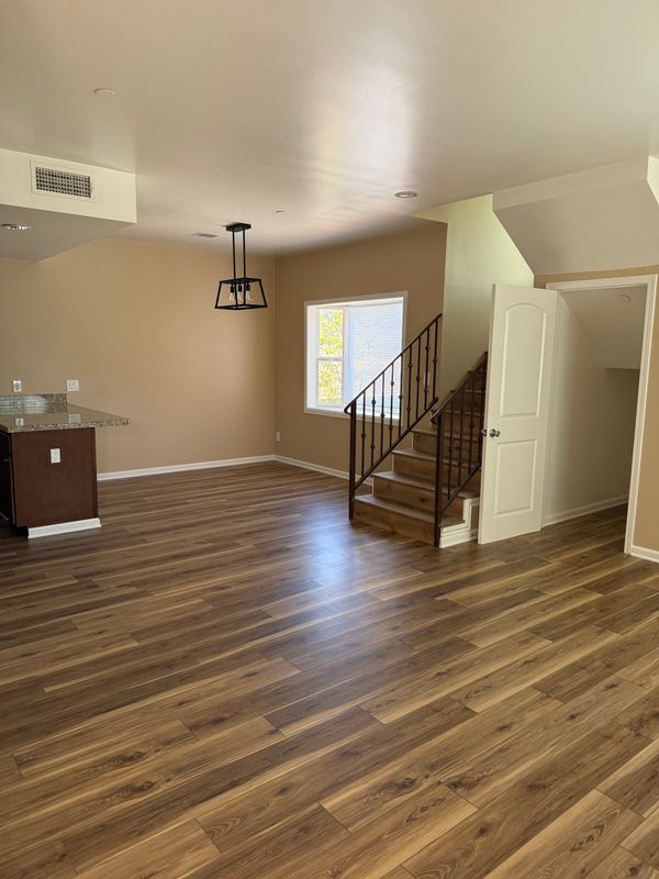 Photo - 1769 Los Feliz Dr