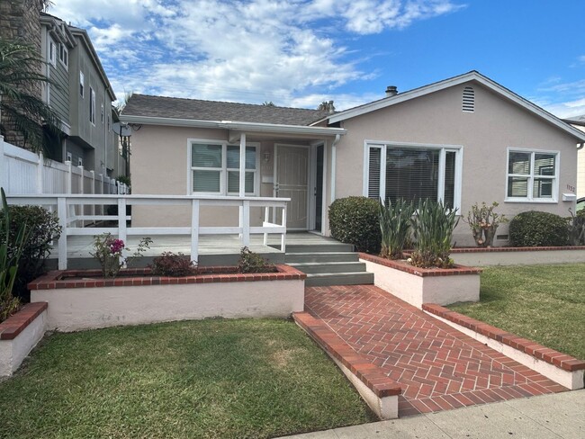 Photo - Bright & Sunny 3 Bed, 2 Bath Home – Just 4 Blocks from the Beach & Bay!
