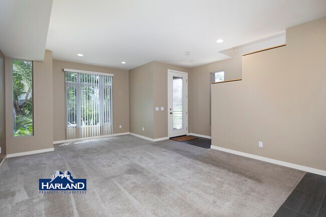 Photo - 3528-3538 Indiana Street Unit 3528- Unit 3528