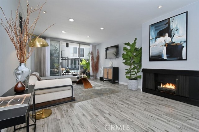 Photo - 1351 N Crescent Heights Blvd Unit 114