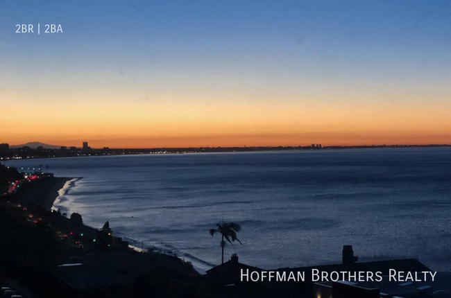 Photo - 18203 Coastline Dr