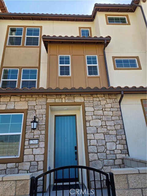 Photo - 12844 Auburn Dr