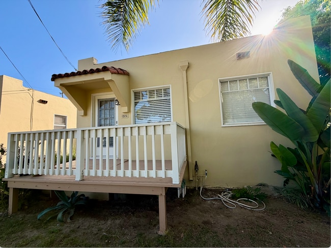Photo - 1325 Laguna St