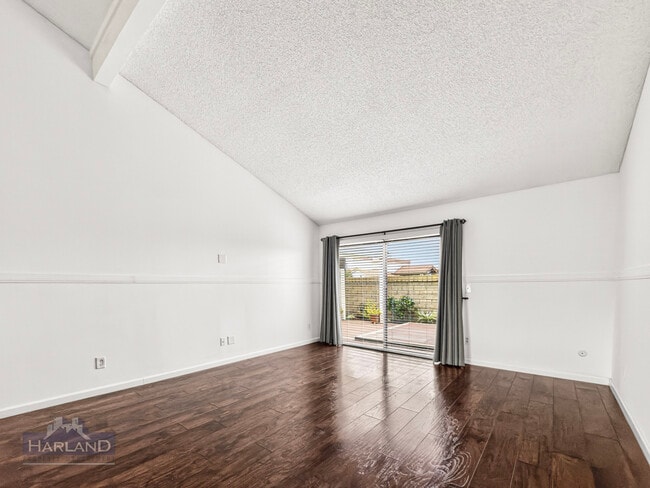 Photo - 5820 Caminito Cardelina