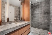Photo - 211 Elm Ct Unit 3C