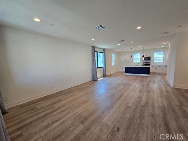 Photo - 250 N Standard Ave