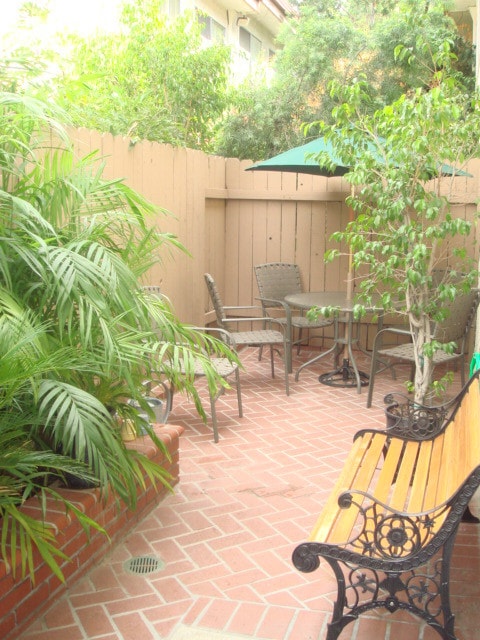 Building Photo - 56 N Michigan Ave Unit 2