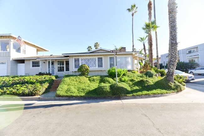 Building Photo - 810 Buena Vista Unit Apt. A