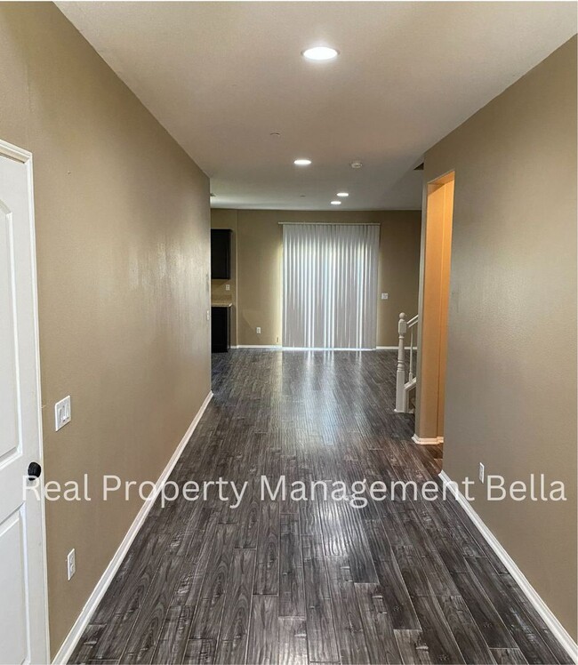 Photo - Murrieta Home with Spacious Loft & Modern Comforts