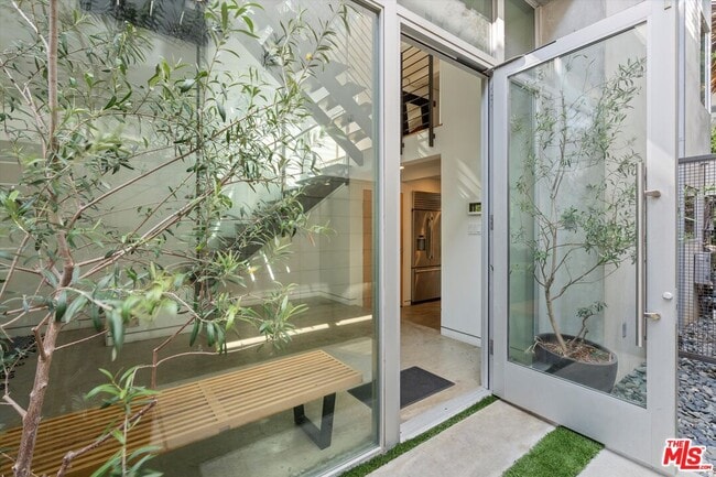 Photo - 720 Brooks Ave